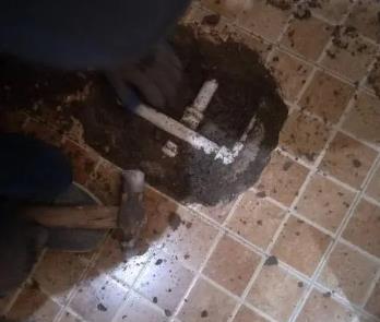 湛江卫生间漏水维修公司为您分享下卫生间渗水如何处理及注意事项