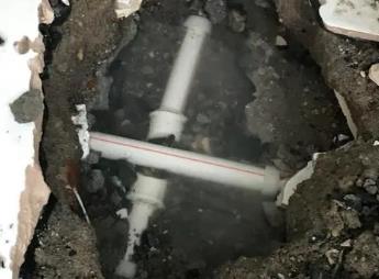 湛江阳台漏水维修公司为您分享楼上楼下漏水怎么处理